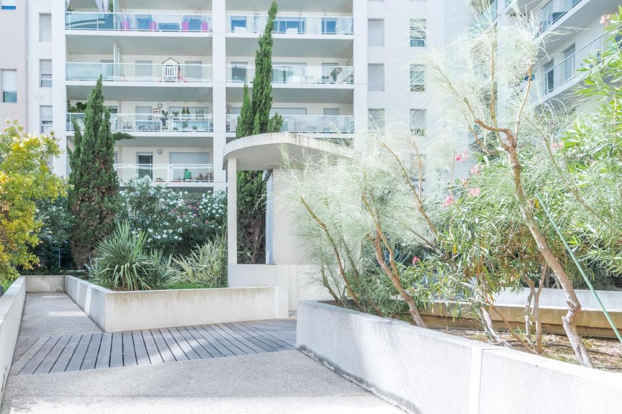 T2 Panier Avec Loggia Apartment Marseille Bagian luar foto