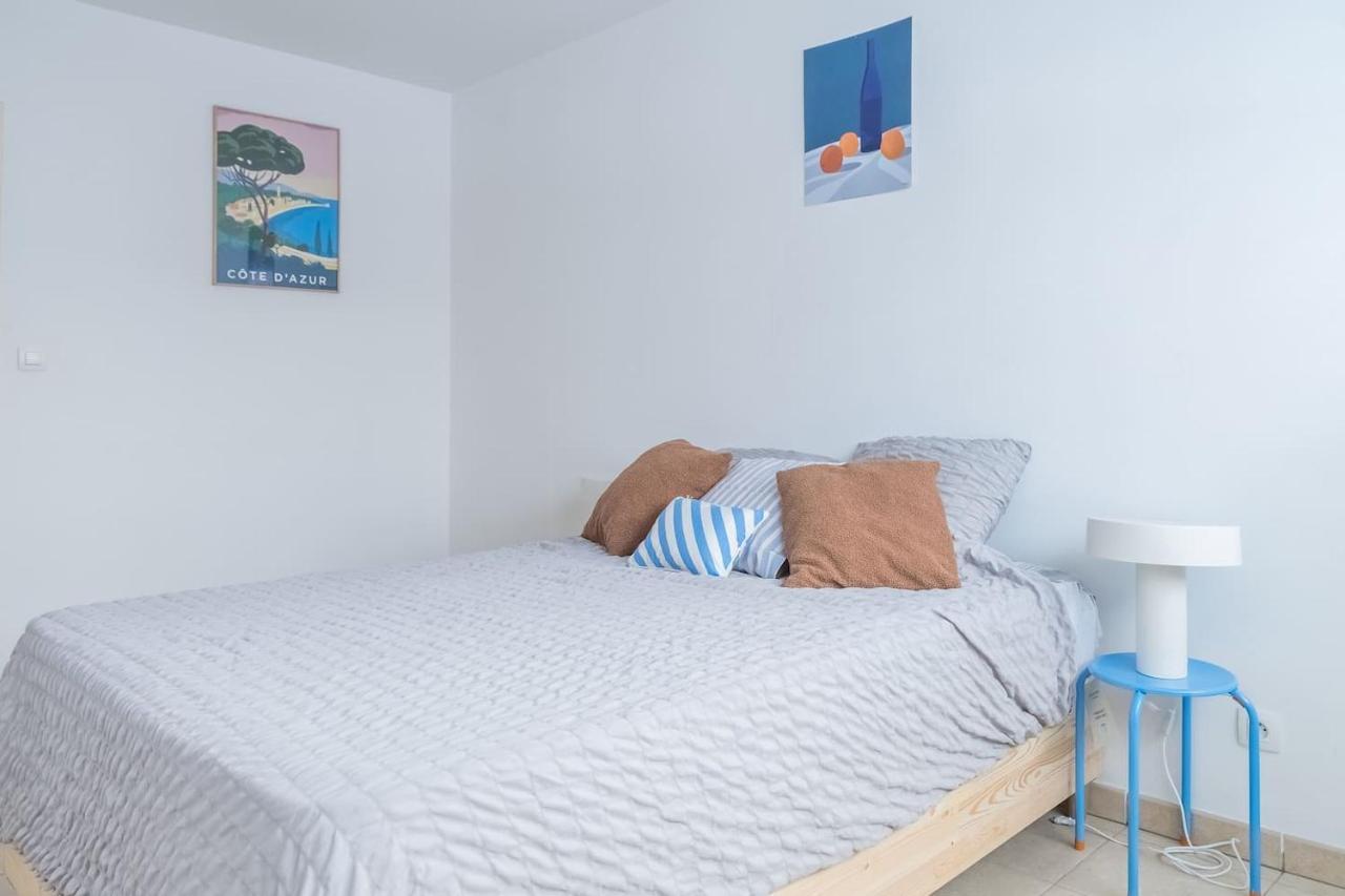 T2 Panier Avec Loggia Apartment Marseille Bagian luar foto